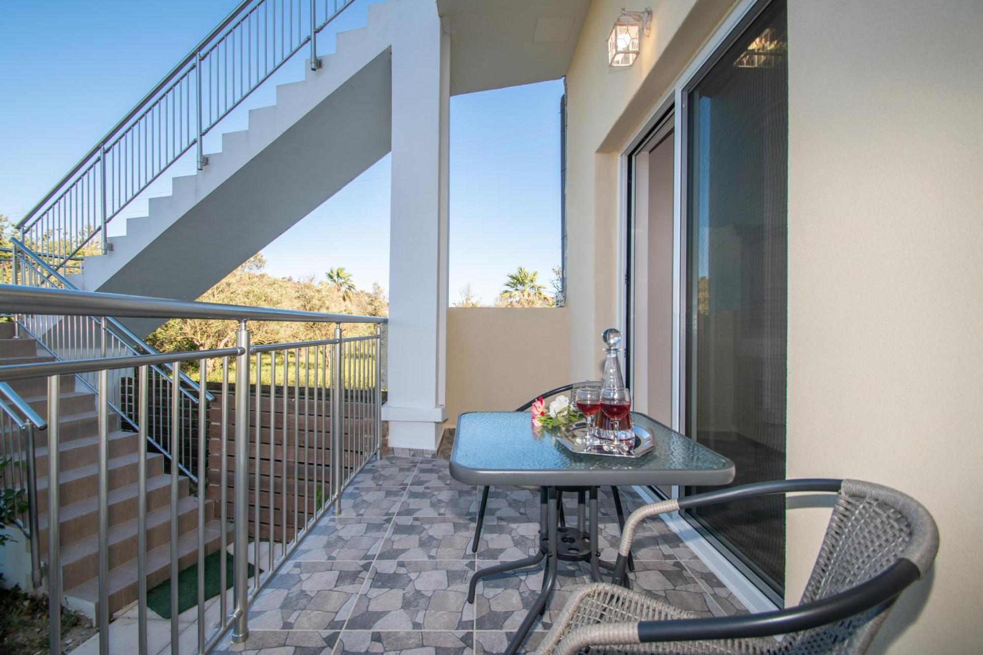 Katsaros Luxury Apts II 5 Min Walk To Beach Tsilivi  Exterior photo