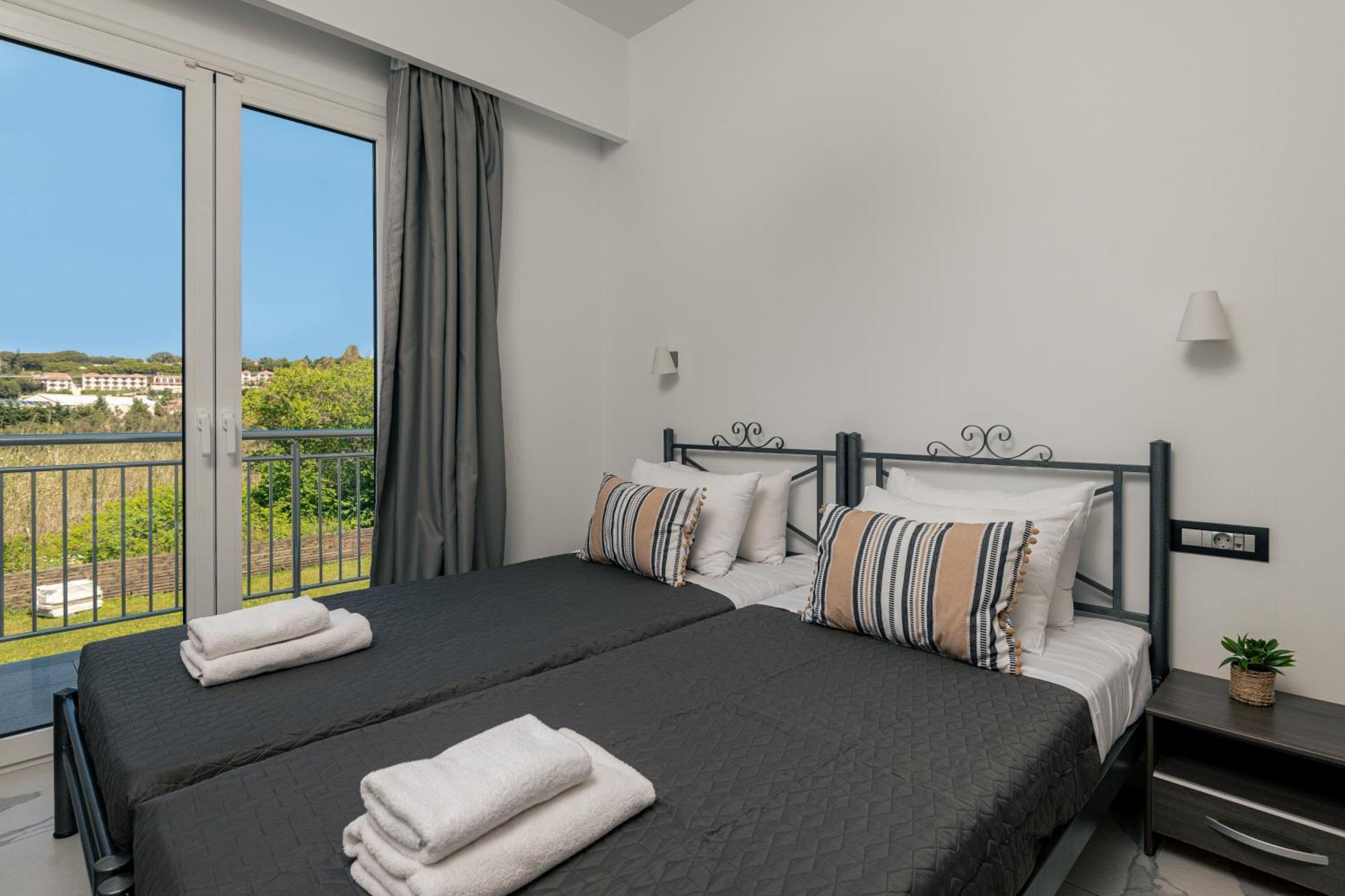 Katsaros Luxury Apts II 5 Min Walk To Beach Tsilivi  Exterior photo